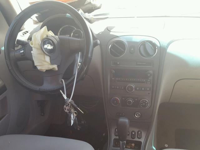 3GNDA13D58S637898 - 2008 CHEVROLET HHR LS SILVER photo 9