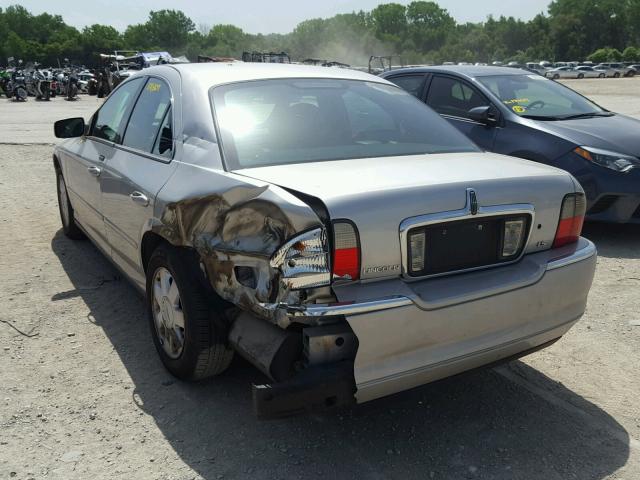 1LNHM86SX3Y683714 - 2003 LINCOLN LS 银色 照片 3