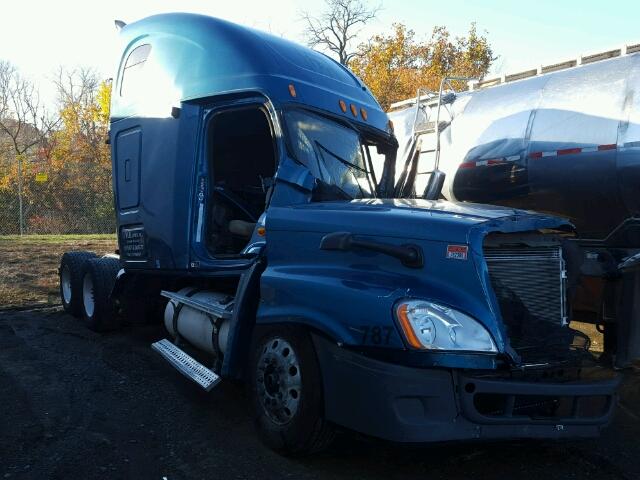 1FUJGLDR39LAE2224 - 2009 FREIGHTLINER CASCADIA 1 GREEN photo 1