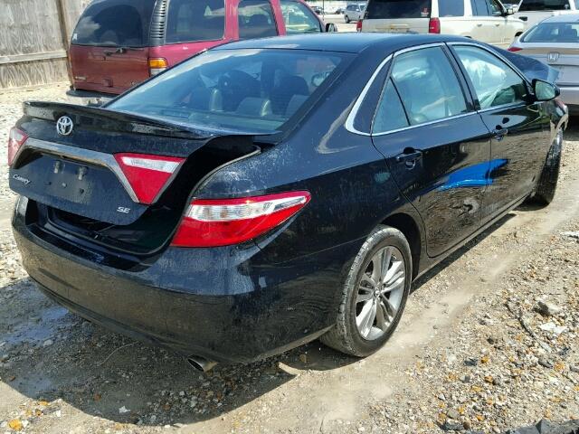 4T1BF1FK2FU927407 - 2015 TOYOTA CAMRY LE შავი ფოტო 4