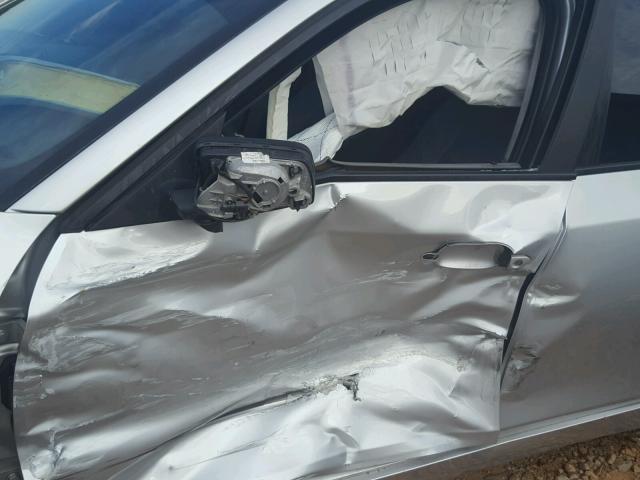 WBANB33564B088326 - 2004 BMW 545 I SILVER photo 10