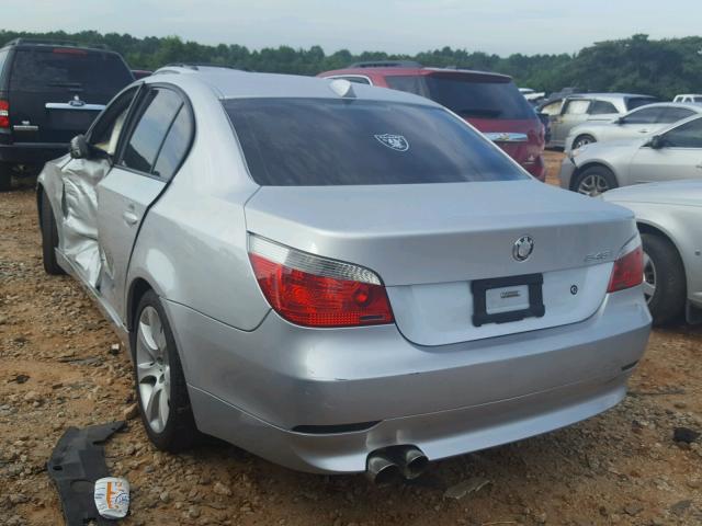 WBANB33564B088326 - 2004 BMW 545 I SILVER photo 3