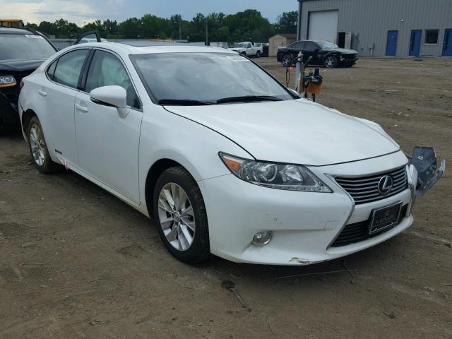 JTHBW1GG7D2037829 - 2013 LEXUS ES 300H WHITE photo 1