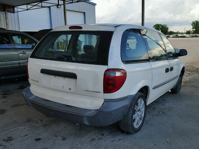 1C4GJ25B22B568680 - 2002 CHRYSLER VOYAGER WHITE photo 4