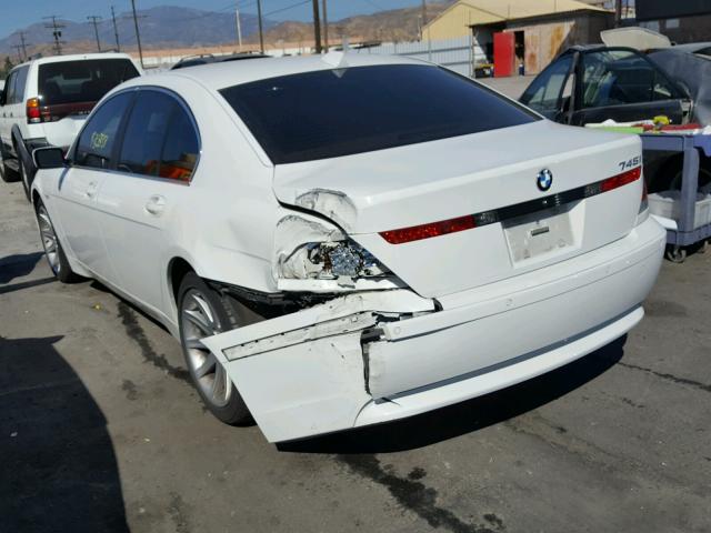 WBAGL63584DP73875 - 2004 BMW 745 I WHITE photo 3