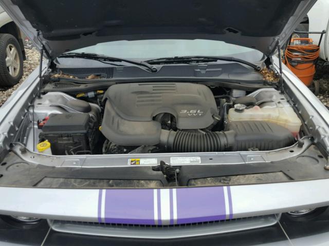 2C3CDYAGXEH280545 - 2014 DODGE CHALLENGER SILVER photo 7