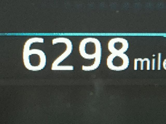 JTDKARFP1H3026390 - 2017 TOYOTA PRIUS PRIM 灰色 照片 8