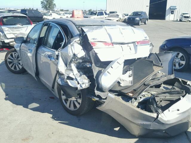 1HGCP3F82CA013338 - 2012 HONDA ACCORD EXL SILVER photo 3