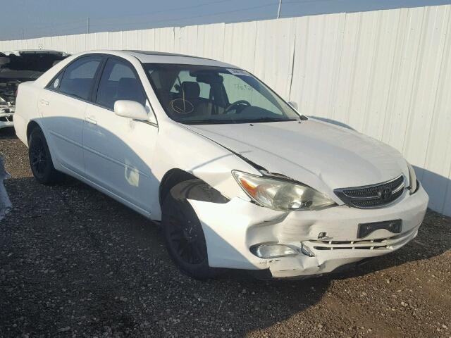 JTDBE32K340248016 - 2004 TOYOTA CAMRY WHITE photo 1