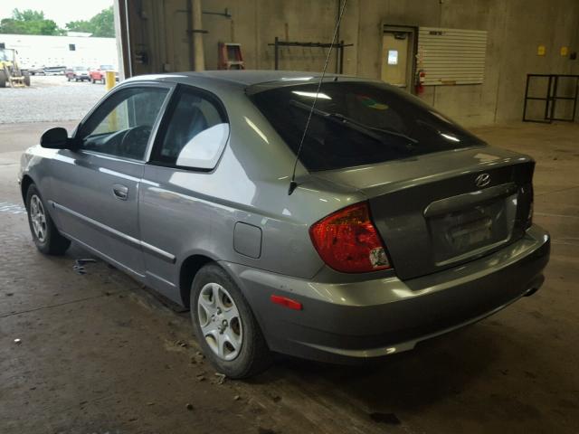 KMHCG35C55U327972 - 2005 HYUNDAI ACCENT GS GRAY photo 3