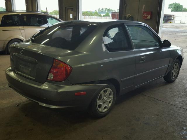 KMHCG35C55U327972 - 2005 HYUNDAI ACCENT GS GRAY photo 4