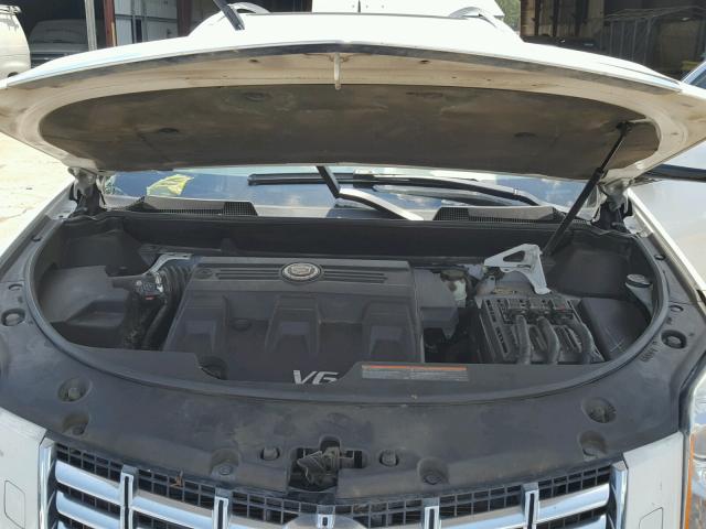 3GYFNDE32DS641228 - 2013 CADILLAC SRX PERFOR 白色 照片 7