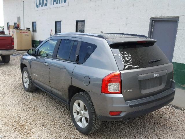 1J4NF1FB3BD230110 - 2011 JEEP COMPASS SP GRAY photo 3