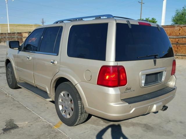 5LMFU28R04LJ24702 - 2004 LINCOLN NAVIGATOR 金色 照片 3