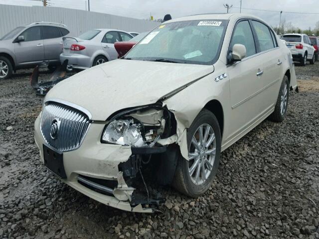 1G4HJ5EM0BU111857 - 2011 BUICK LUCERNE TAN photo 2