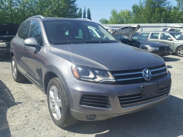 WVGEF9BP2DD002930 - 2013 VOLKSWAGEN TOUAREG V6 GRAY photo 1