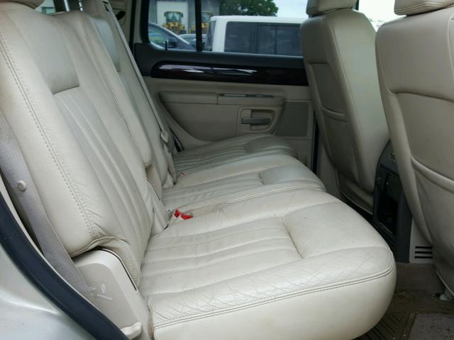 5LMEU88H44ZJ33485 - 2004 LINCOLN AVIATOR 金色 照片 6