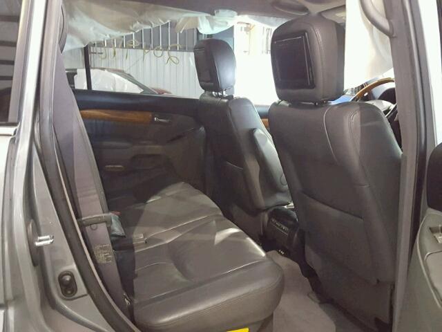 JTJBT20X640062577 - 2004 LEXUS GX 470 GRAY photo 6