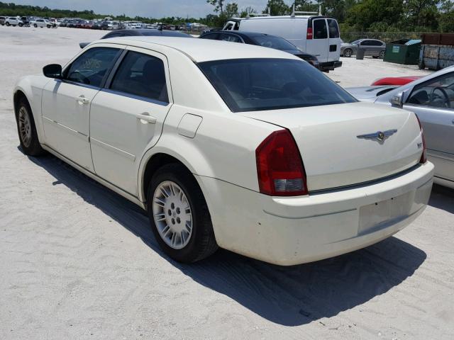 2C3KA43R86H484922 - 2006 CHRYSLER 300 CREAM photo 3