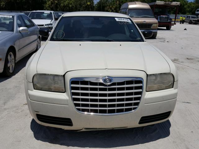 2C3KA43R86H484922 - 2006 CHRYSLER 300 CREAM photo 9