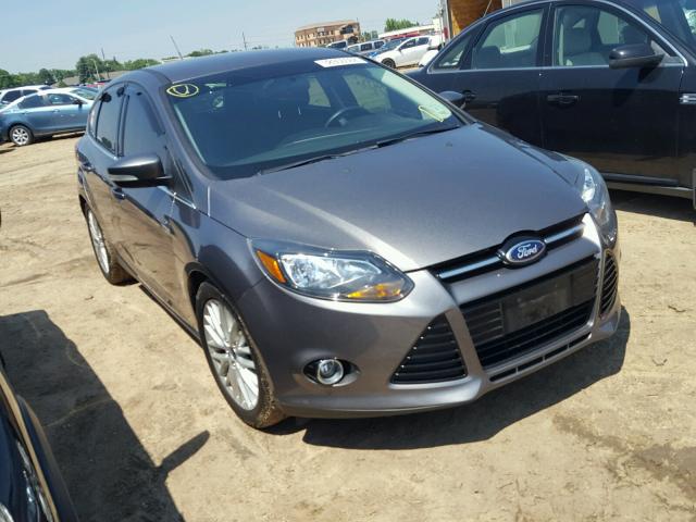 1FADP3N22EL229879 - 2014 FORD FOCUS TITA GRAY photo 1