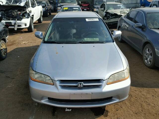 JHMCG5642YC041173 - 2000 HONDA ACCORD LX SILVER photo 9