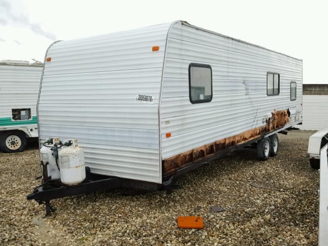 1EB1F322761504288 - 2006 FLEETWOOD PIONEER  WHITE photo 2