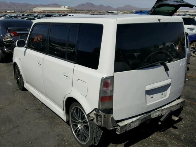JTLKT324264042354 - 2006 TOYOTA SCION XB თეთრი ფოტო 3
