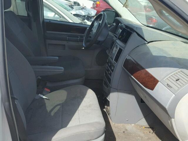 2A4RR5D14AR491753 - 2010 CHRYSLER TOWN & COU 白色 照片 5