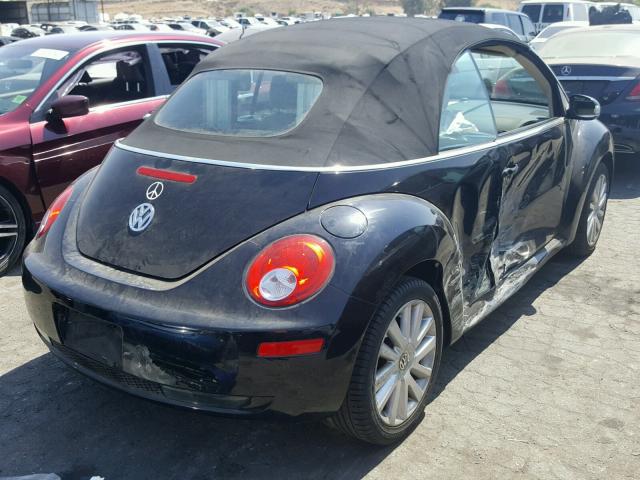 3VWRG31Y28M417831 - 2008 VOLKSWAGEN NEW BEETLE შავი ფოტო 4