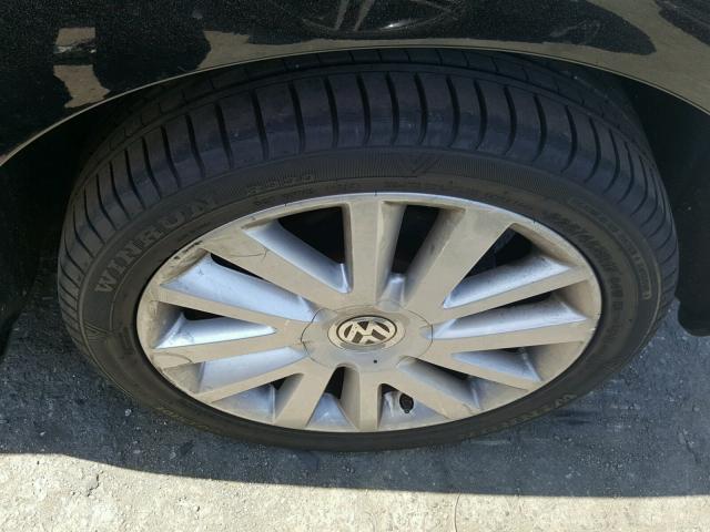 3VWRG31Y28M417831 - 2008 VOLKSWAGEN NEW BEETLE შავი ფოტო 9