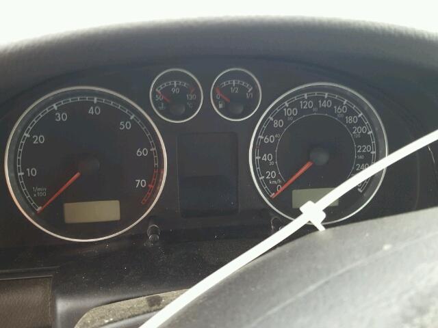 WVWPD63B01P297623 - 2001 VOLKSWAGEN PASSAT GLS RED photo 8