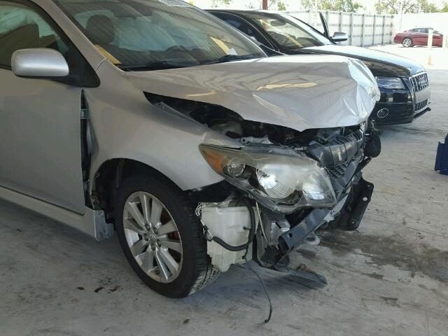 1NXBU4EE4AZ235810 - 2010 TOYOTA COROLLA BA SILVER photo 9