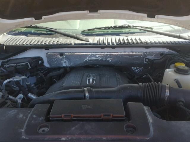 5LMJJ2JT3GEL02717 - 2016 LINCOLN NAVIGATOR WHITE photo 7