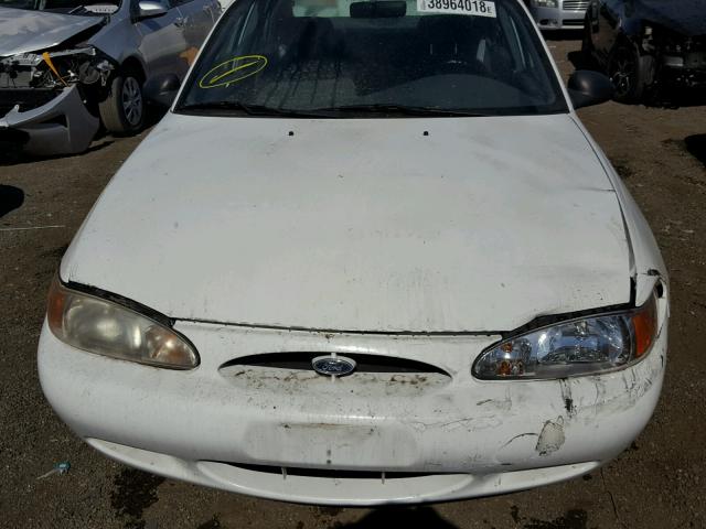 3FAFP13P1YR130164 - 2000 FORD ESCORT WHITE photo 9