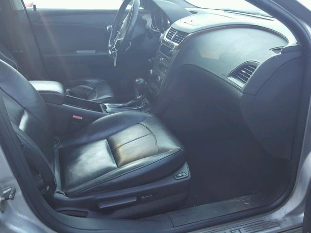 1G1ZE5E7XBF333049 - 2011 CHEVROLET MALIBU LTZ 银色 照片 5