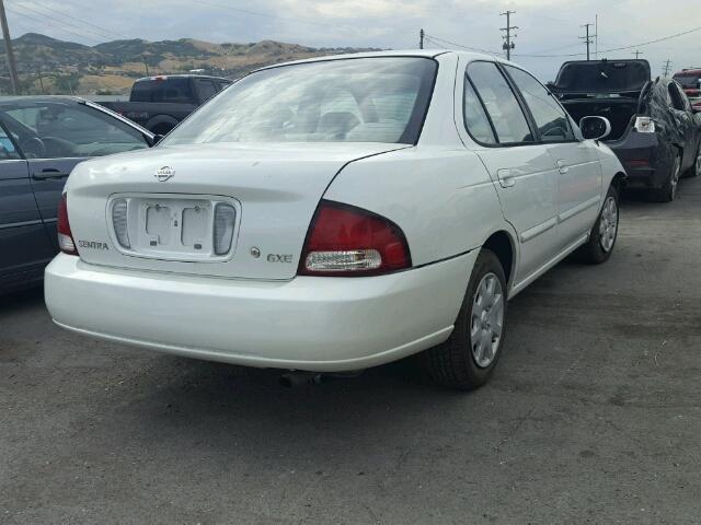 3N1CB51D6YL340311 - 2000 NISSAN SENTRA BAS WHITE photo 4