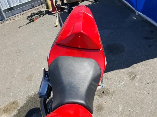 JS1GN7CA352115338 - 2005 SUZUKI GSX-R600 K RED photo 6