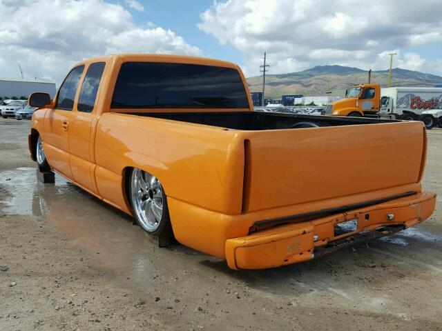 1GCEC19V06Z104896 - 2006 CHEVROLET SILVERADO ORANGE photo 3