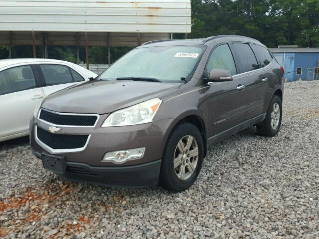 1GNER23D89S137055 - 2009 CHEVROLET TRAVERSE L BROWN photo 2