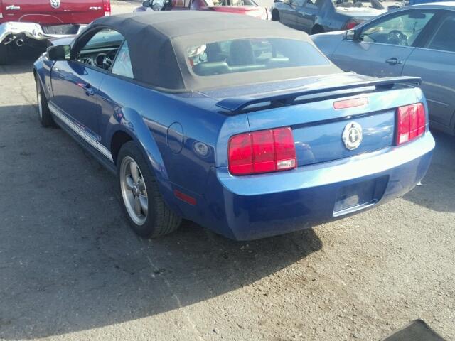 1ZVFT84N065207180 - 2006 FORD MUSTANG BLUE photo 3