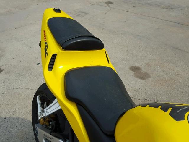 JH2PC37053M009021 - 2003 HONDA CBR600 RR YELLOW photo 6