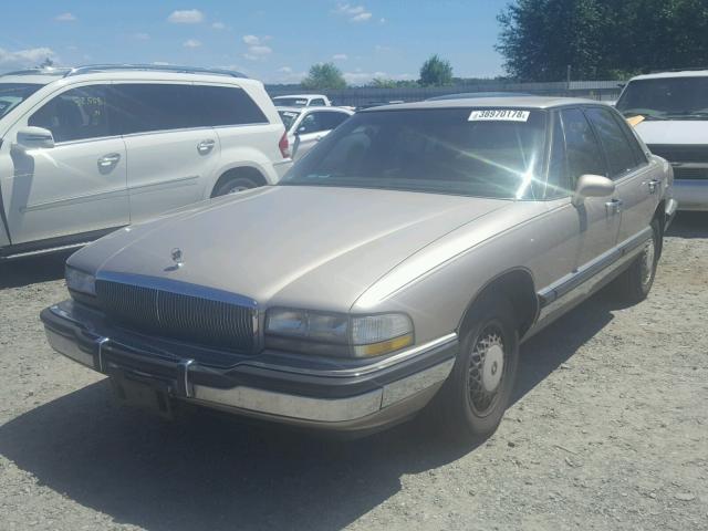 1G4CW53LXN1649946 - 1992 BUICK PARK AVENU TAN photo 2