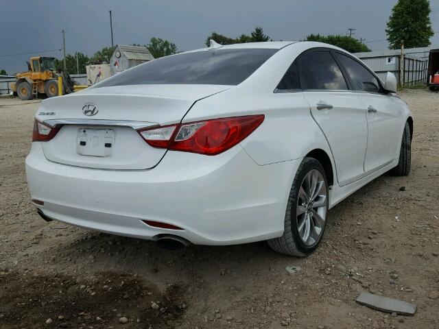 5NPEC4AC4BH147473 - 2011 HYUNDAI SONATA WHITE photo 4