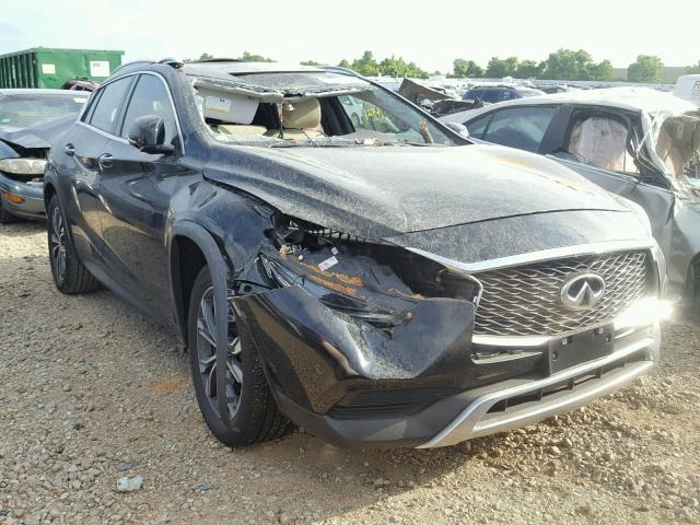 SJKCH5CR2JA045740 - 2018 INFINITI QX30 BASE BLACK photo 1