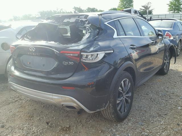 SJKCH5CR2JA045740 - 2018 INFINITI QX30 BASE BLACK photo 4