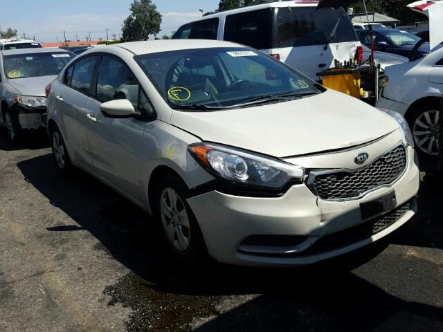 KNAFK4A60F5368086 - 2015 KIA FORTE LX CREAM photo 1