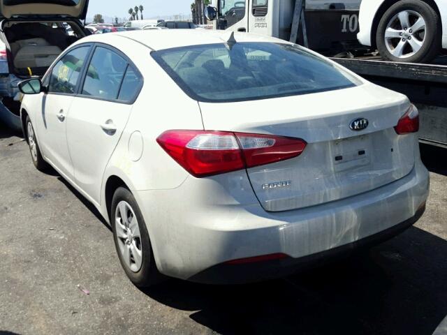 KNAFK4A60F5368086 - 2015 KIA FORTE LX CREAM photo 3