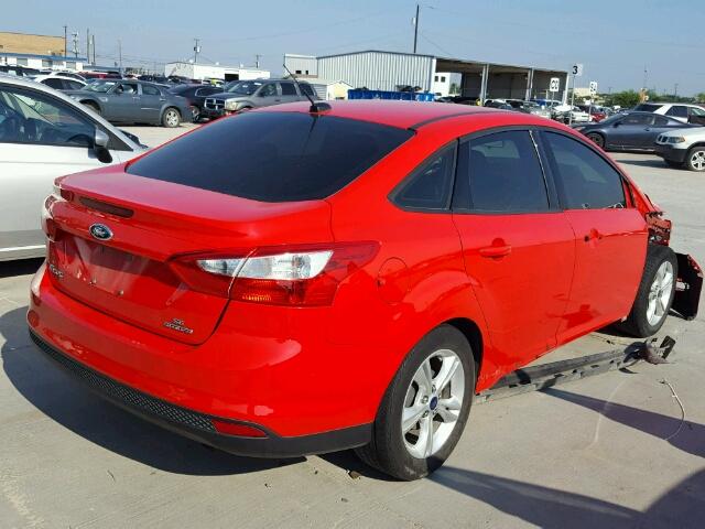 1FADP3F21EL439808 - 2014 FORD FOCUS RED photo 4