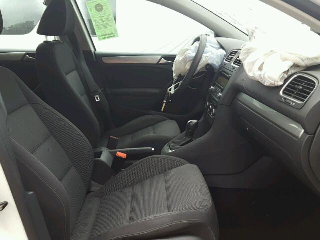 WVWDA7AJ5BW153780 - 2011 VOLKSWAGEN GOLF 白色 照片 5